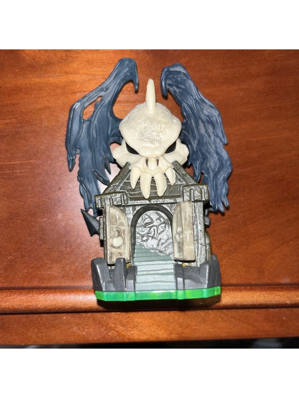 Dark light Crypt With Cards ￼
